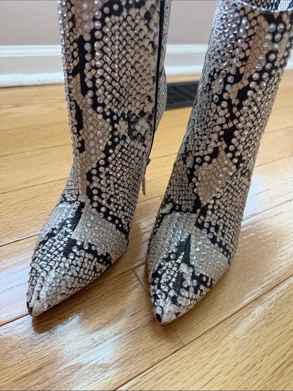Jennifer Lopez Ivory and Black Snake-Print Stiletto Pumps